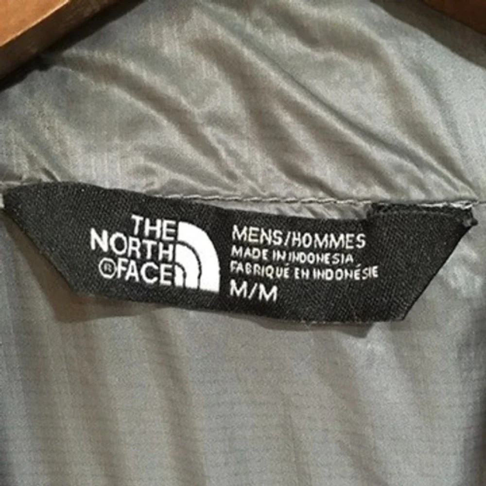 The North Face ThermoBall Puffer Vest Mens M Silver Outdoor Hiking Eco Insulated
